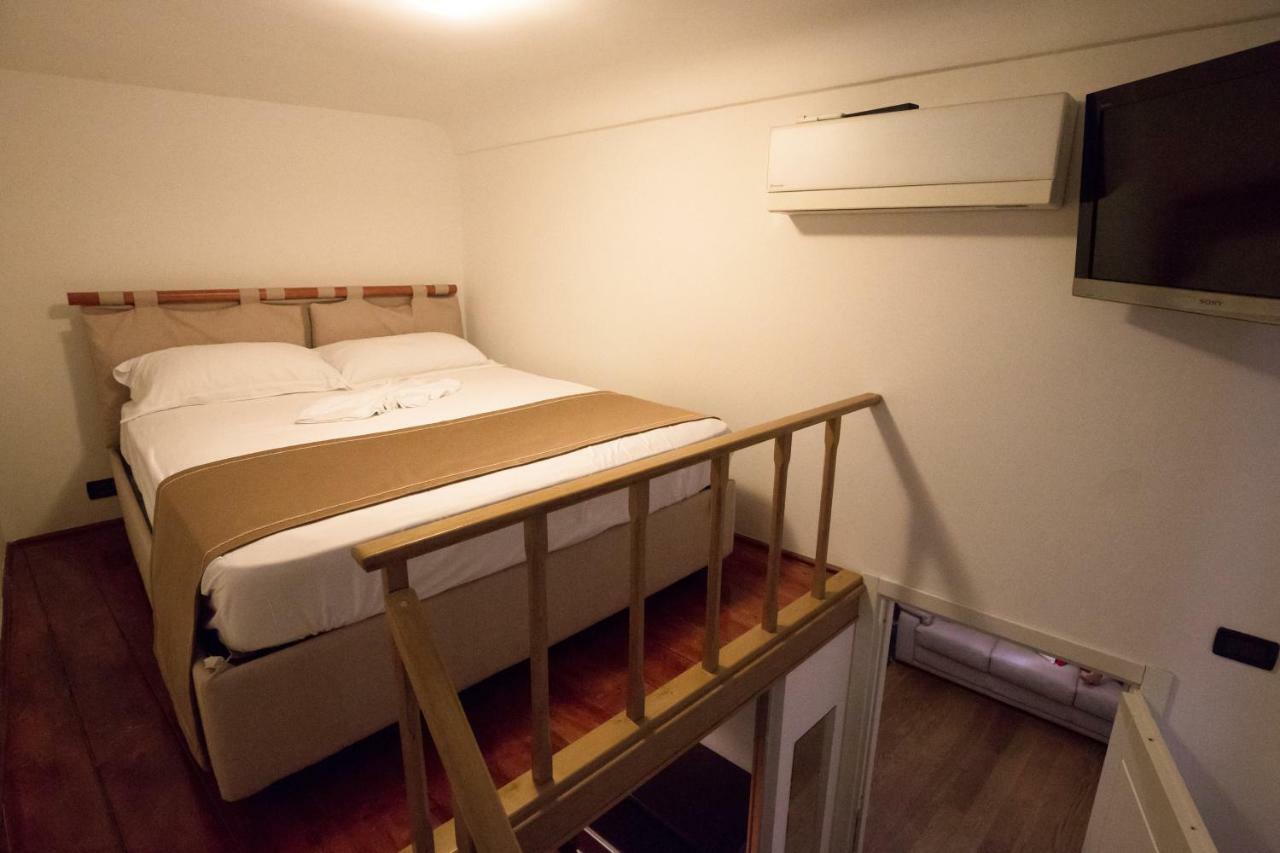 Triangolo D'oro Apartment *