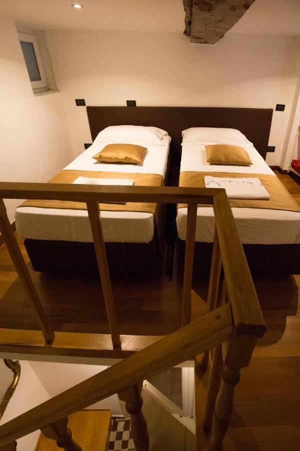 Apartment Triangolo D'oro *